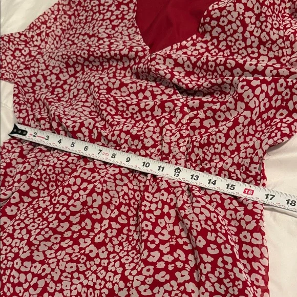 Elegant Red and White Animal Print Patterned Long Sleeve Dress by PrettyGarden - Picture 10 of 14